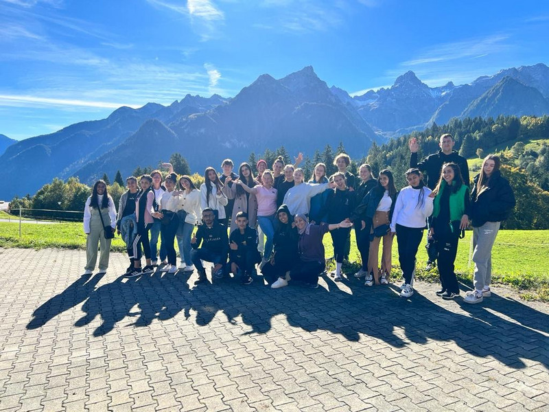 04.10. Gruppenbild vor dem Schwabenhaus