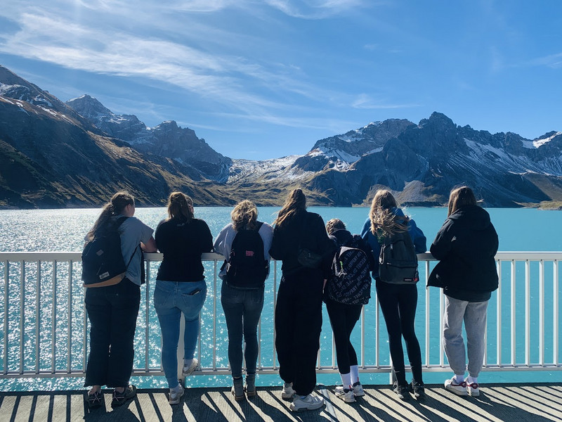 Schülerinnen am Lünersee