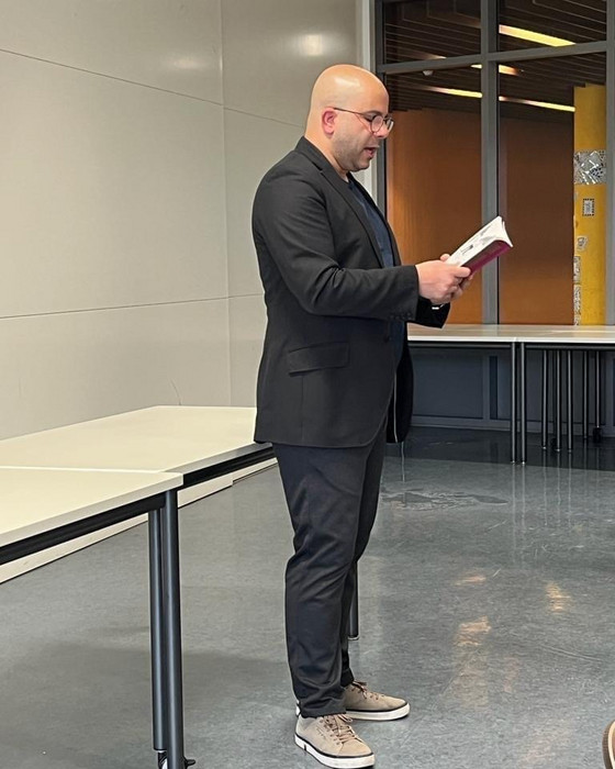 Foto im Rahmen einer anderen Lesung an einer SCORA-Schule entstanden