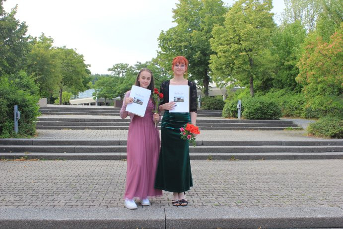 Absolventinnen der neuen schulischen Ausbildung als sozialpädagogische Assistentin mit anschließendem Anerkennungsjahr