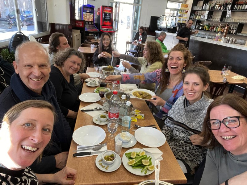 Mittagessen in Llubi