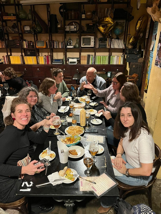 Abends beim Tapasessen mit den spanischen Kolleg*innen