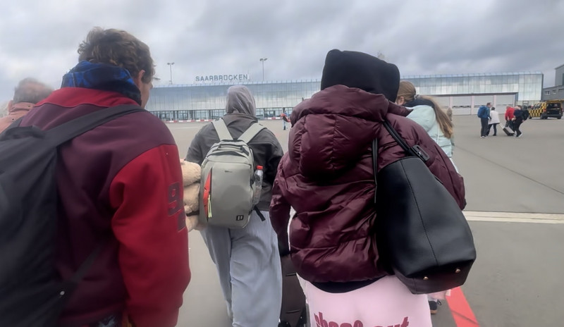 Flughafen Saarbrücken: Tjadina, Ruben, Hanna